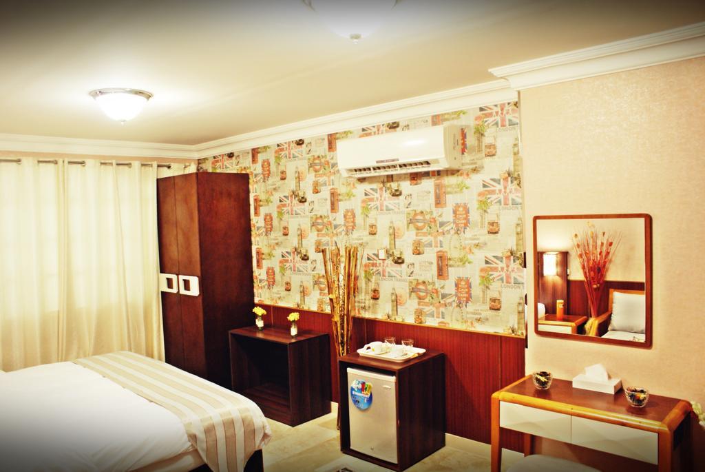 Weekend Hotel & Apartments Muskat Bagian luar foto