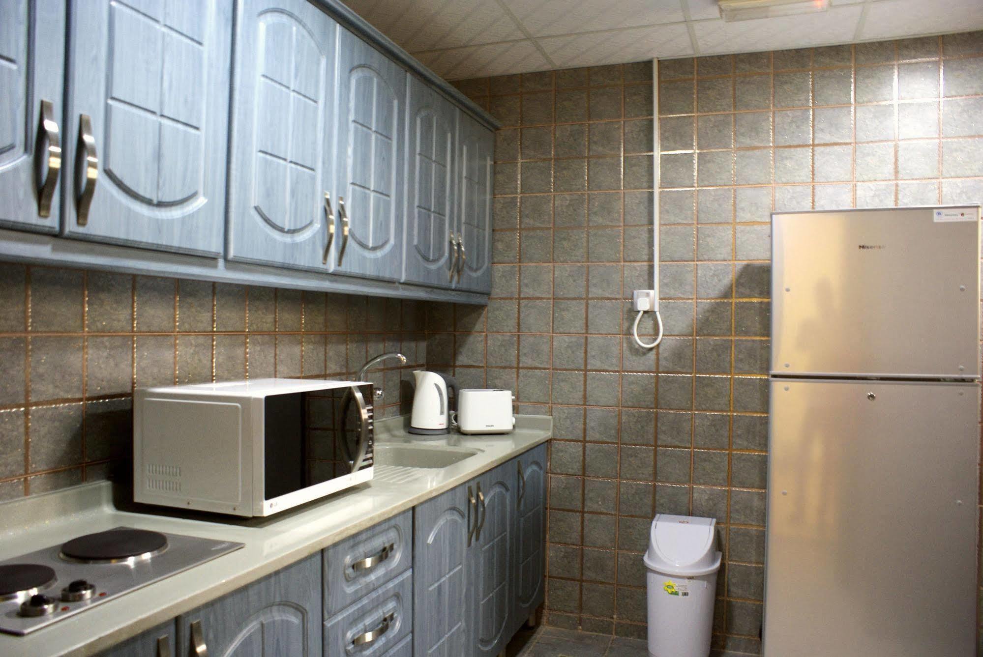 Weekend Hotel & Apartments Muskat Bagian luar foto