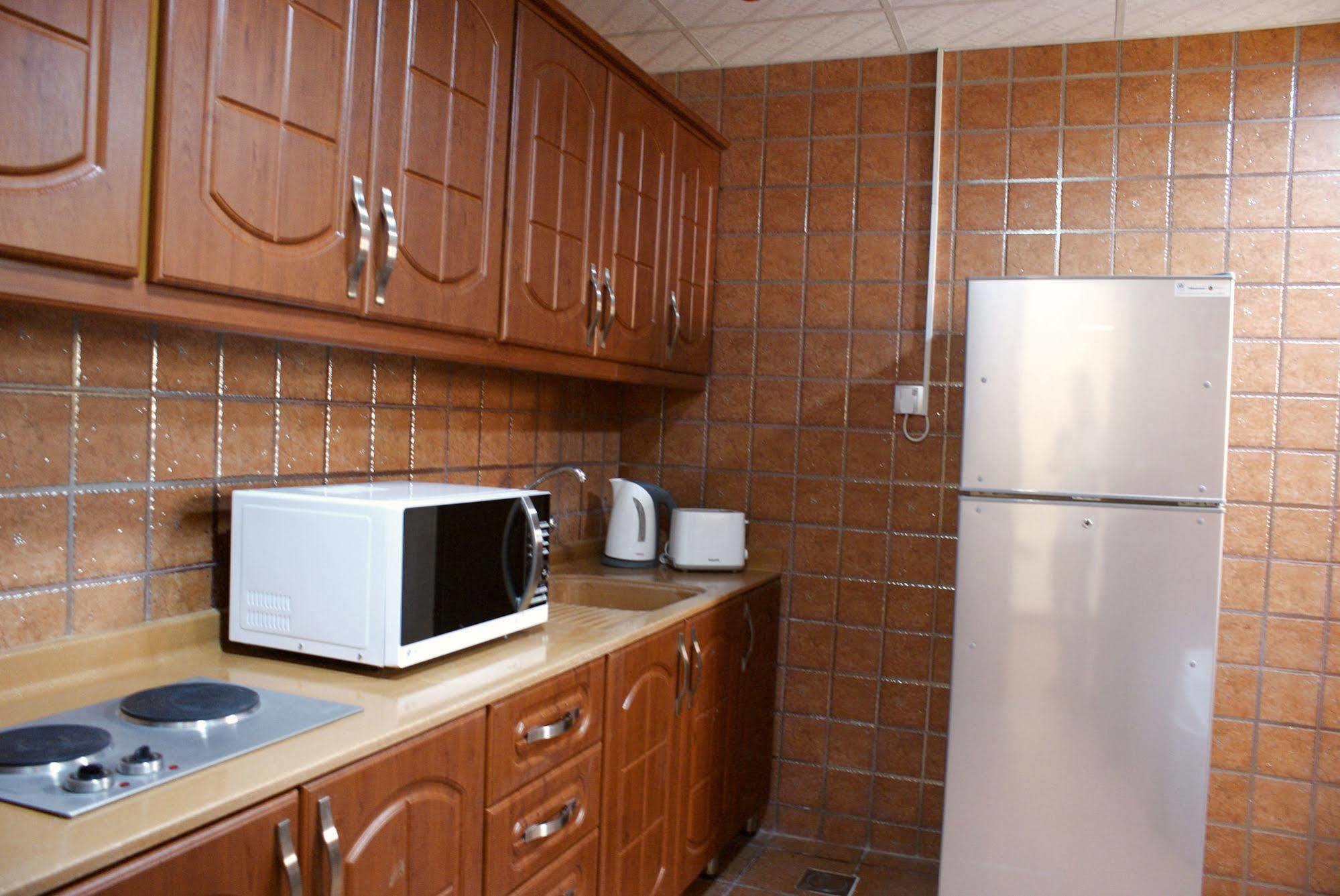 Weekend Hotel & Apartments Muskat Bagian luar foto